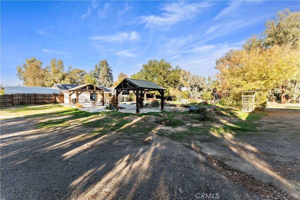 36740 Kensington Dr, Madera, CA 93636