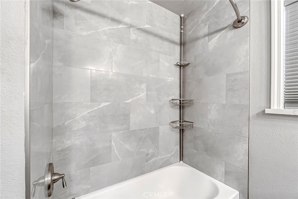 31031 Donald Ave, Madera, CA 93636