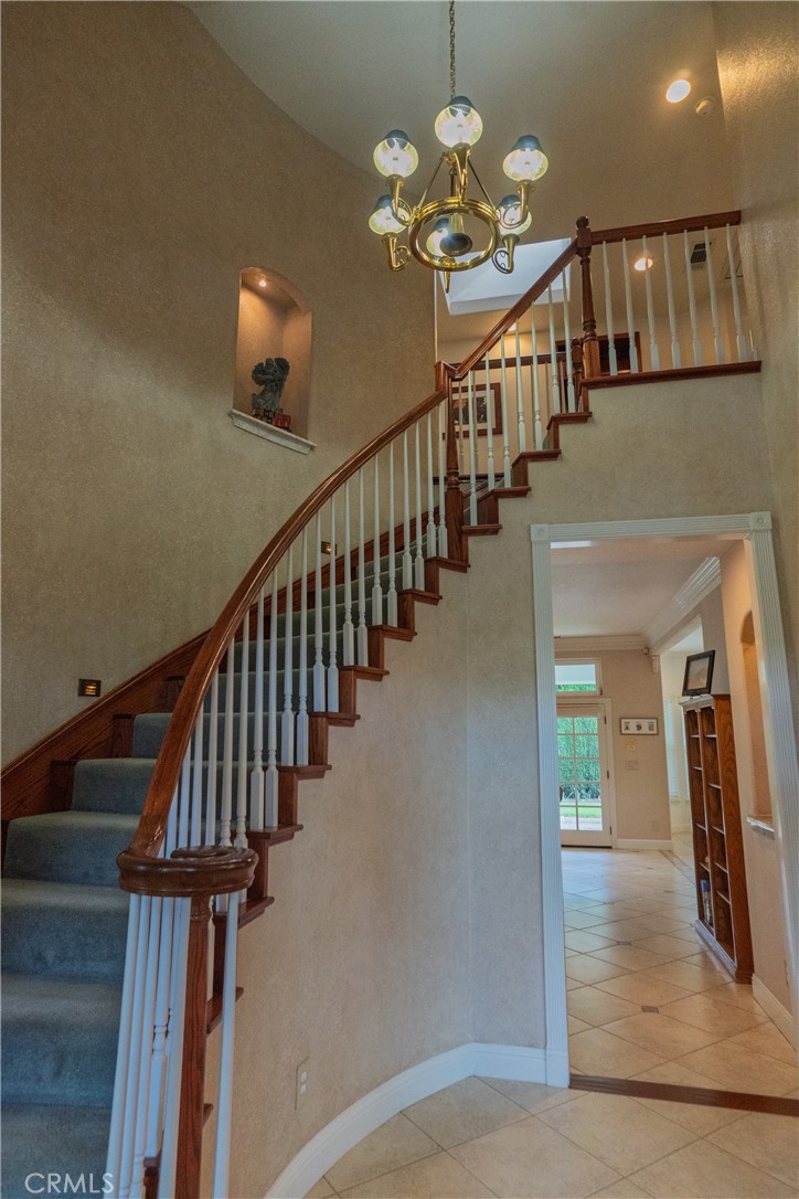 575 Woodlands, Madera, CA 93637