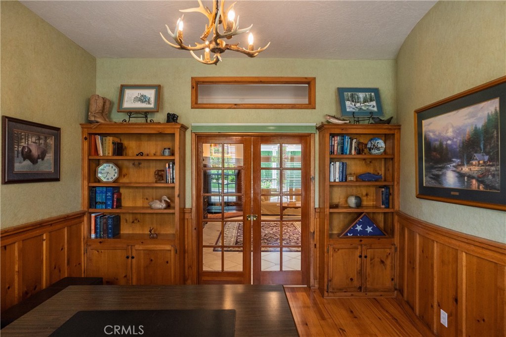 575 Woodlands, Madera, CA 93637