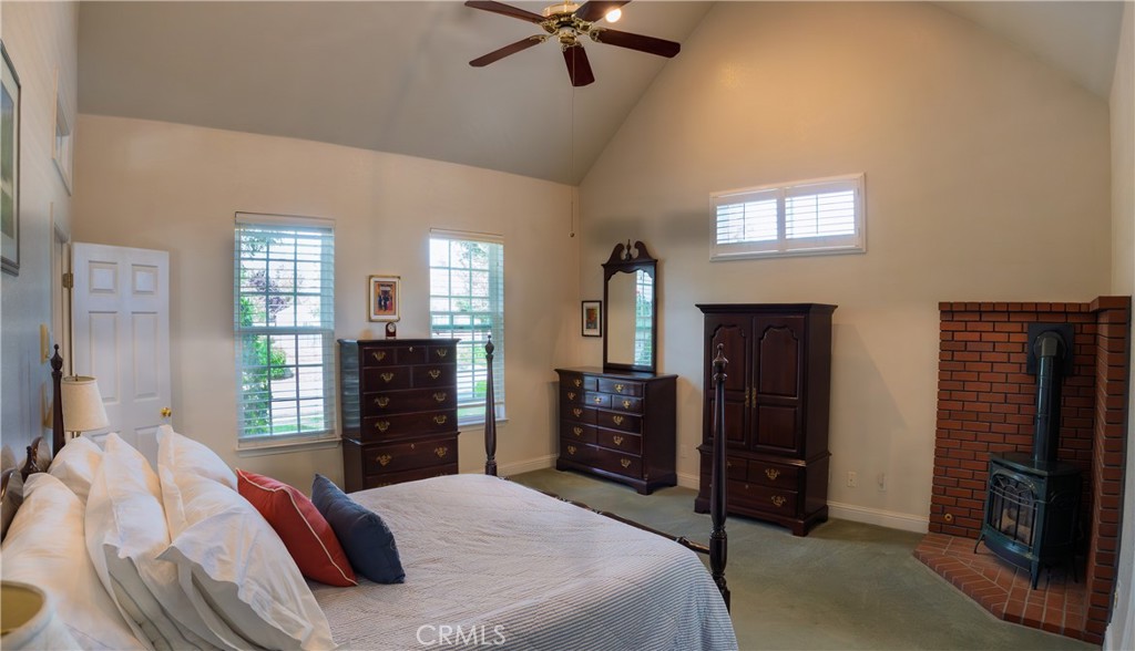 575 Woodlands, Madera, CA 93637