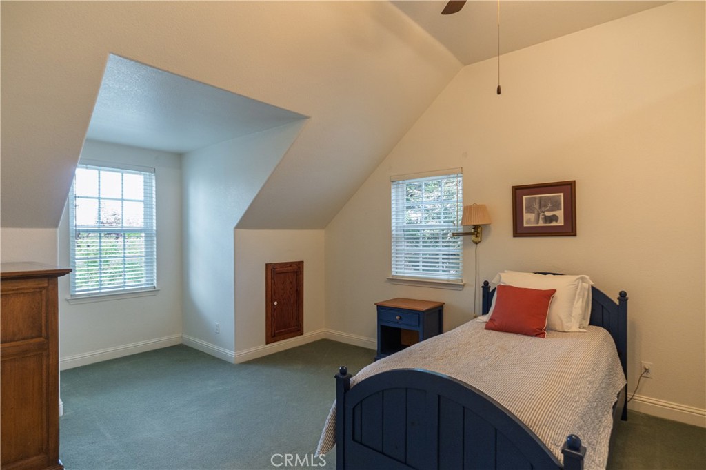 575 Woodlands, Madera, CA 93637