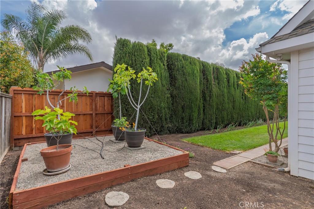 575 Woodlands, Madera, CA 93637