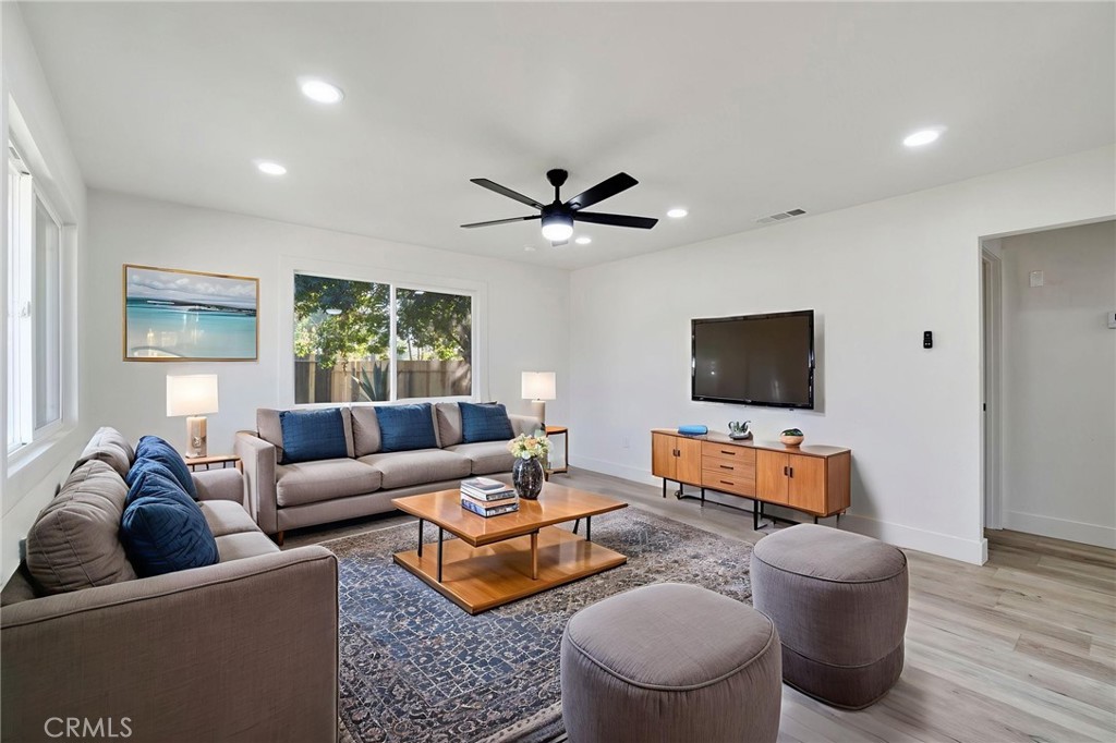 26958 John Kennedy Ct, Madera, CA 93637