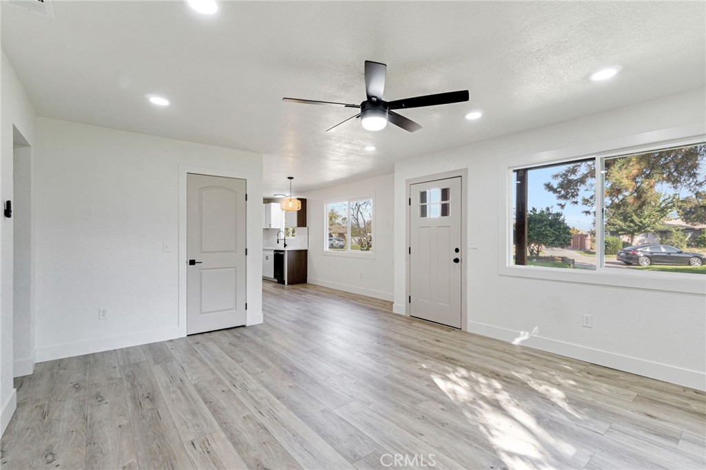 26958 John Kennedy Ct, Madera, CA 93637