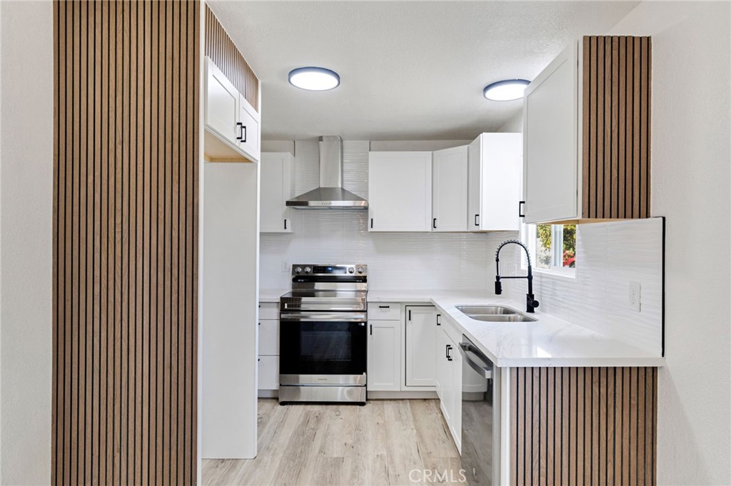 26958 John Kennedy Ct, Madera, CA 93637