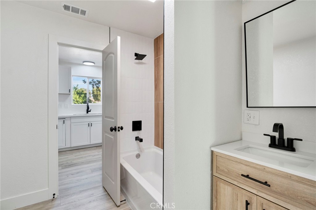 26958 John Kennedy Ct, Madera, CA 93637