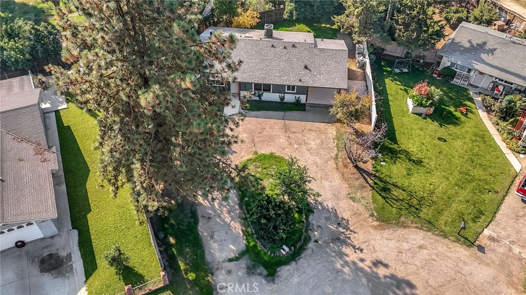 26958 John Kennedy Ct, Madera, CA 93637