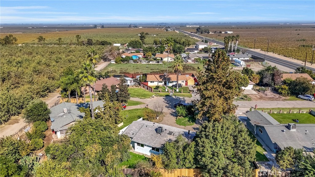 26958 John Kennedy Ct, Madera, CA 93637