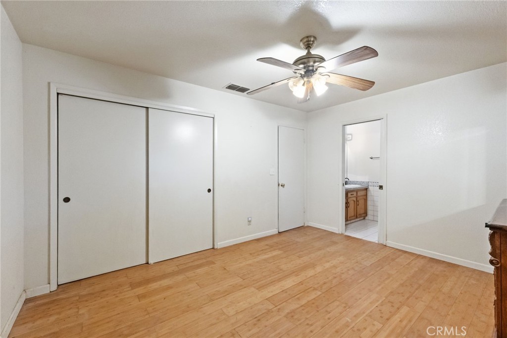 17214 Crescent Dr, Madera, CA 93638