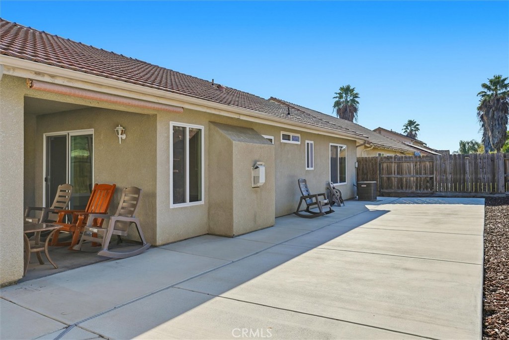 988 Monterey, Madera, CA 93637