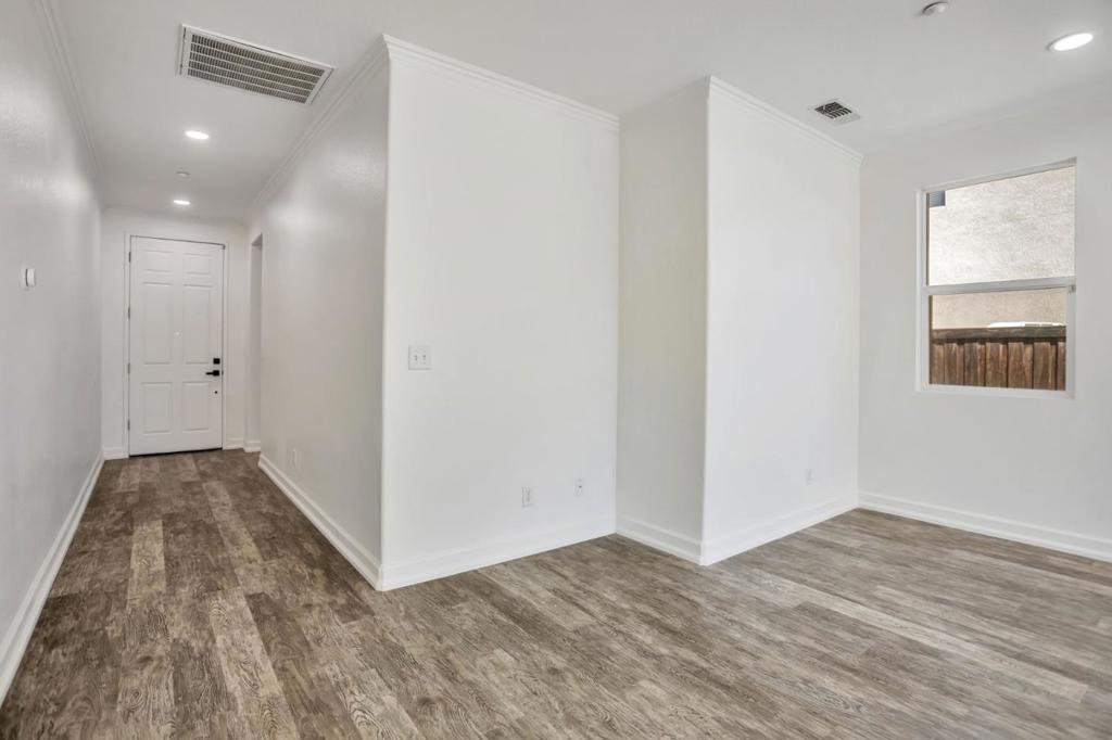 1338 Apple Ct, Madera, CA 93638