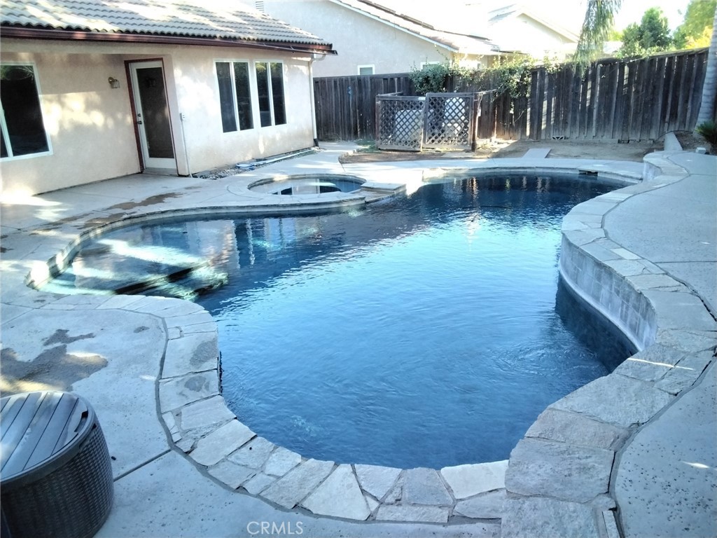 735 Via Cerioni, Madera, CA 93637