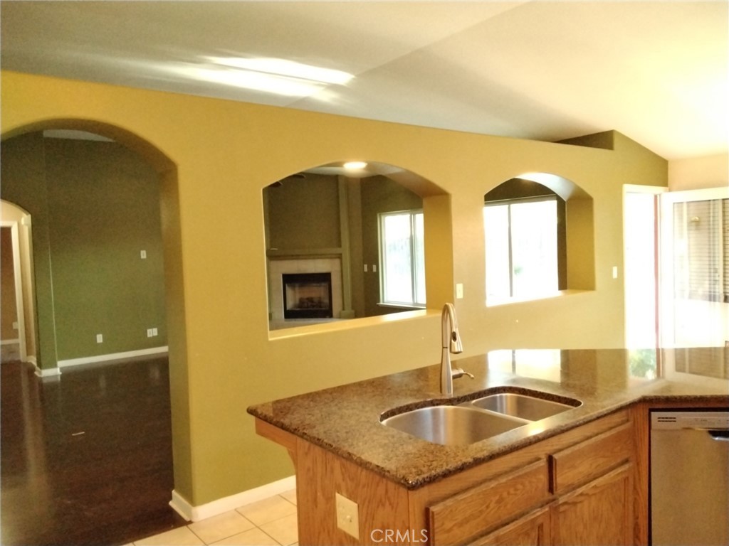 735 Via Cerioni, Madera, CA 93637