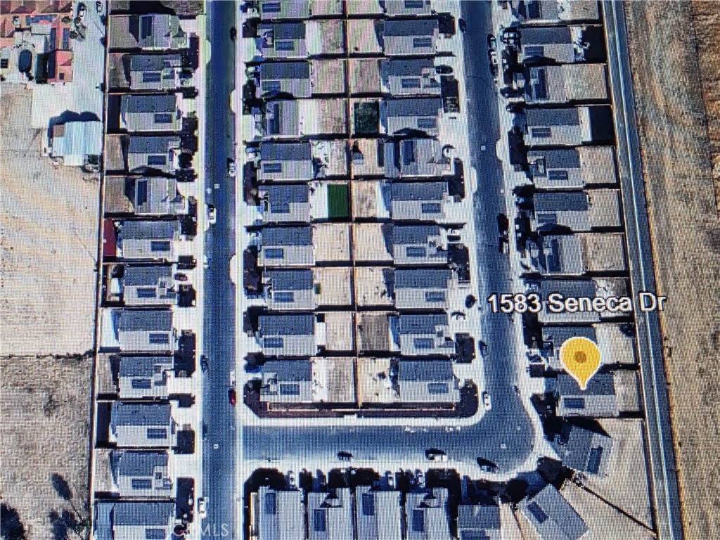 1583 Seneca Dr, Madera, CA 93637