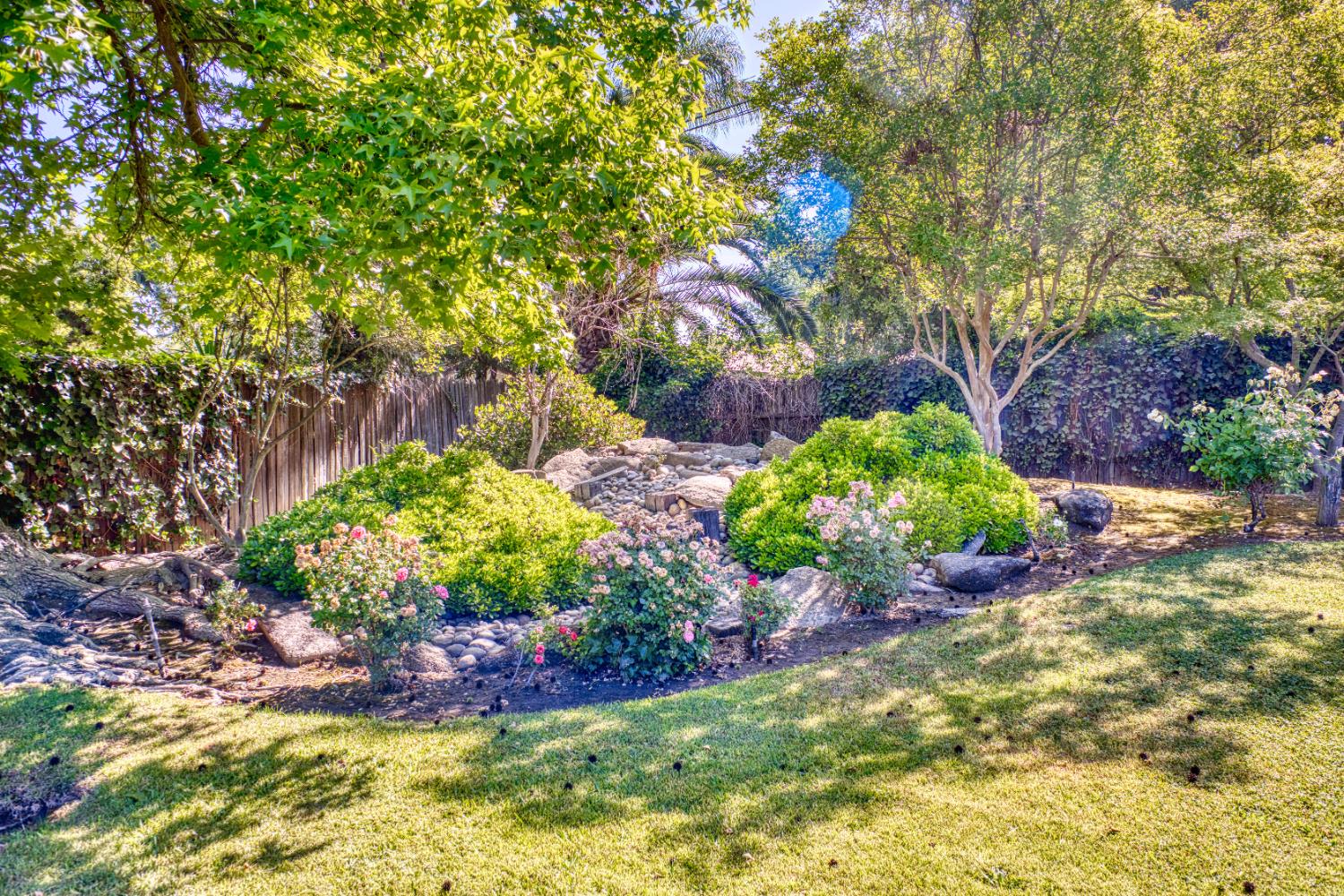 643 Park Ln, Madera, CA 93637