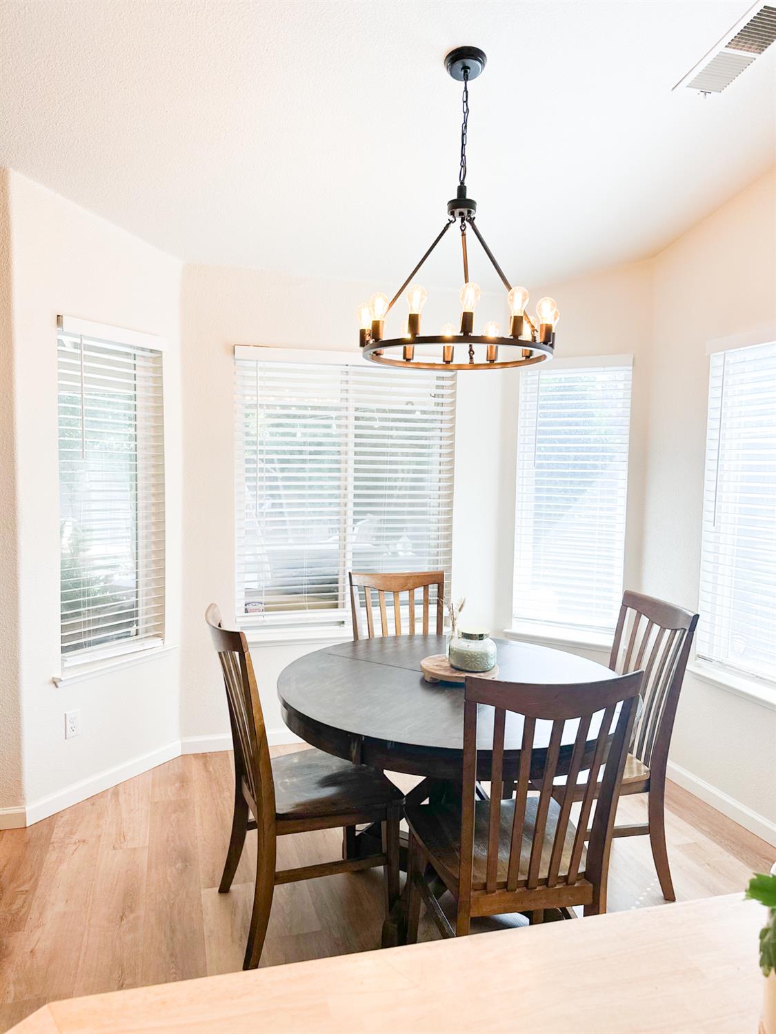 243 Toschi Dr, Madera, CA 93637