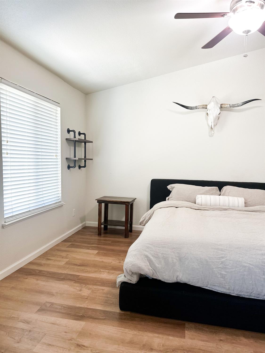243 Toschi Dr, Madera, CA 93637