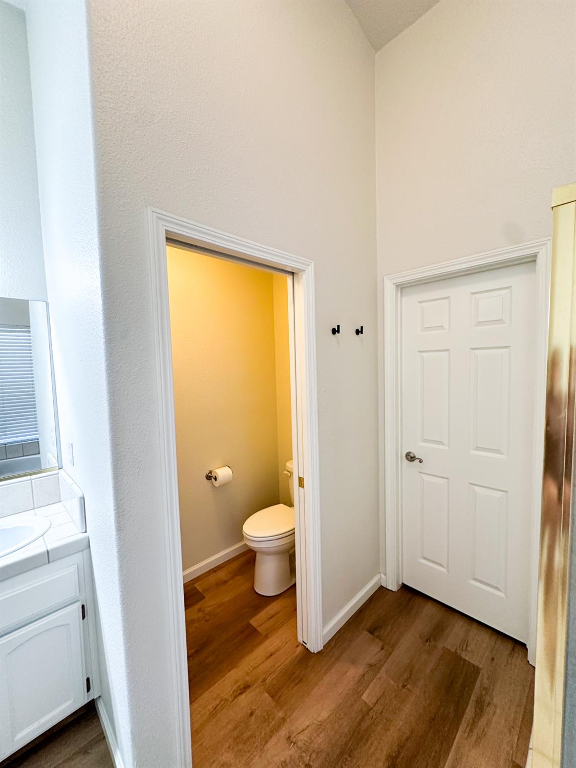 243 Toschi Dr, Madera, CA 93637