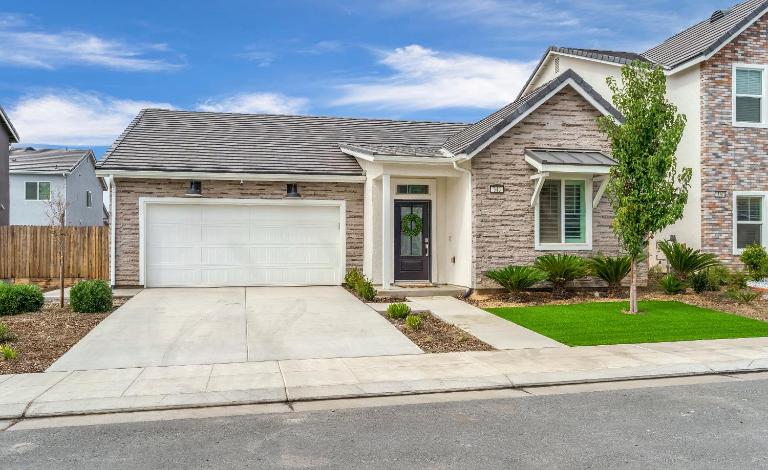 346 Sunset Dr S, Madera, CA 93636