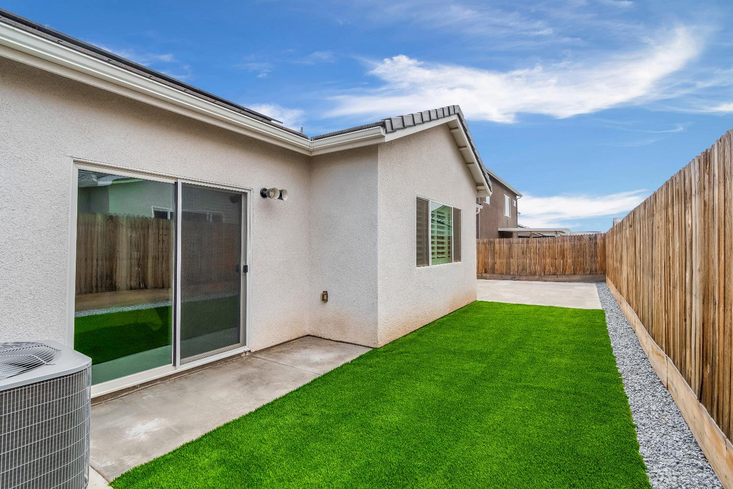 346 Sunset Dr S, Madera, CA 93636