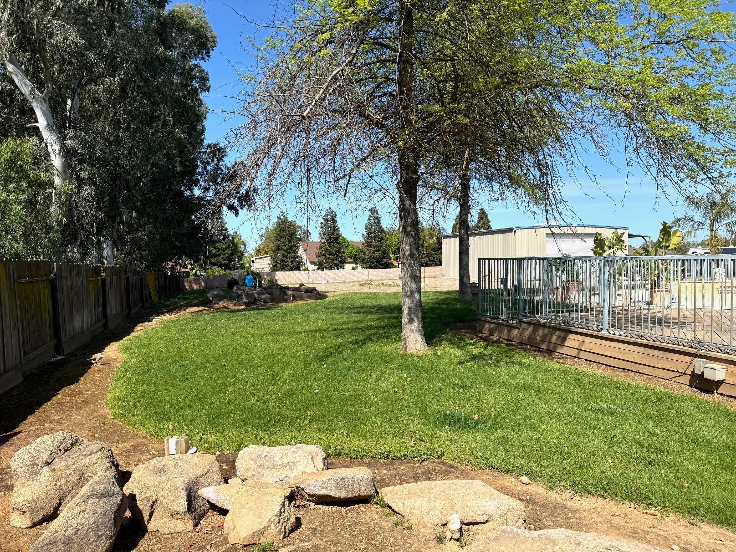 14728 Huntington Rd, Madera, CA 93636
