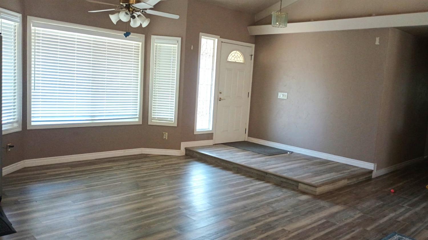 14728 Huntington Rd, Madera, CA 93636