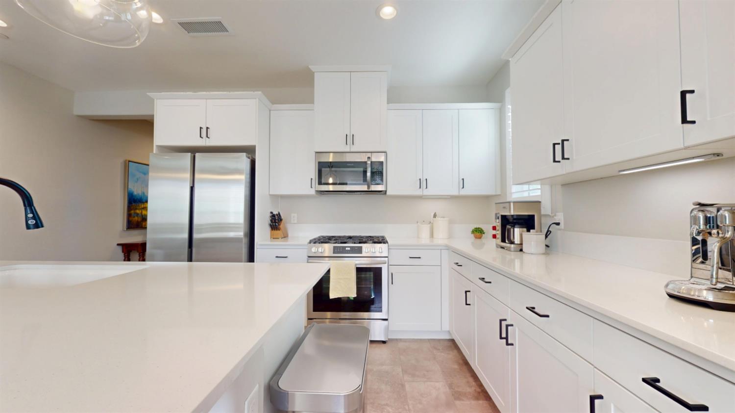 768 Katelyn Ave, Madera, CA 93636