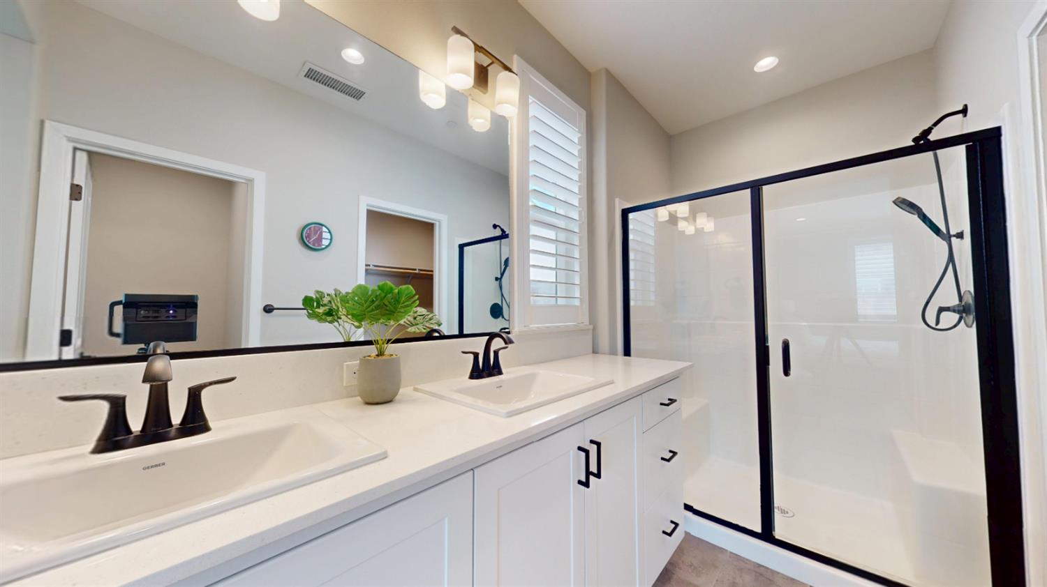 768 Katelyn Ave, Madera, CA 93636