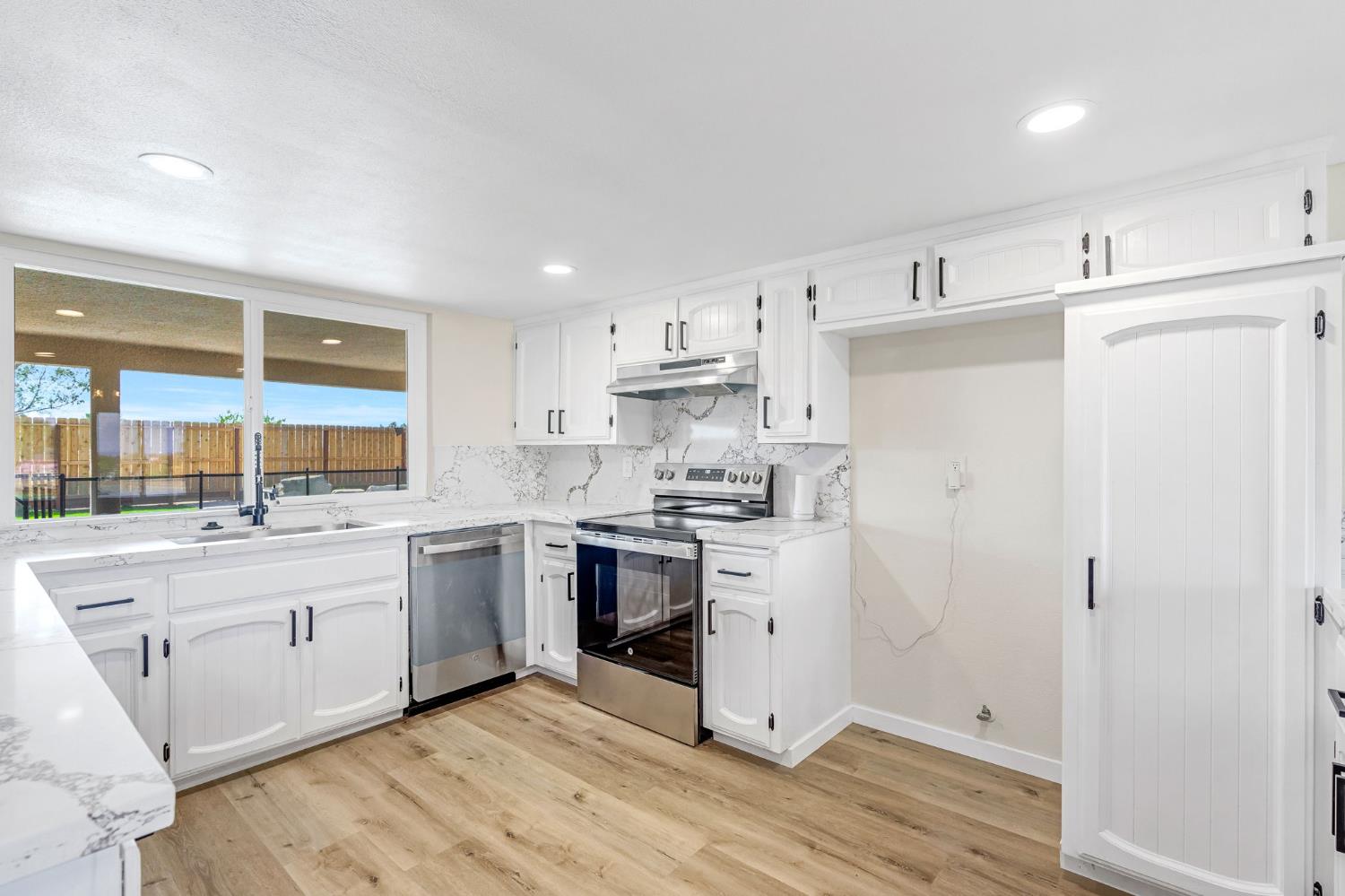 16860 Mark Rd, Madera, CA 93636