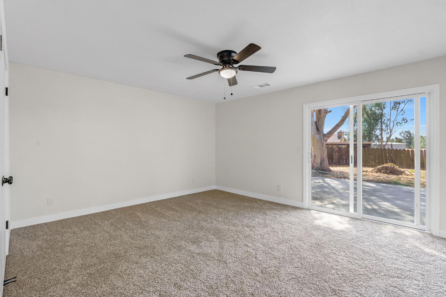 16860 Mark Rd, Madera, CA 93636