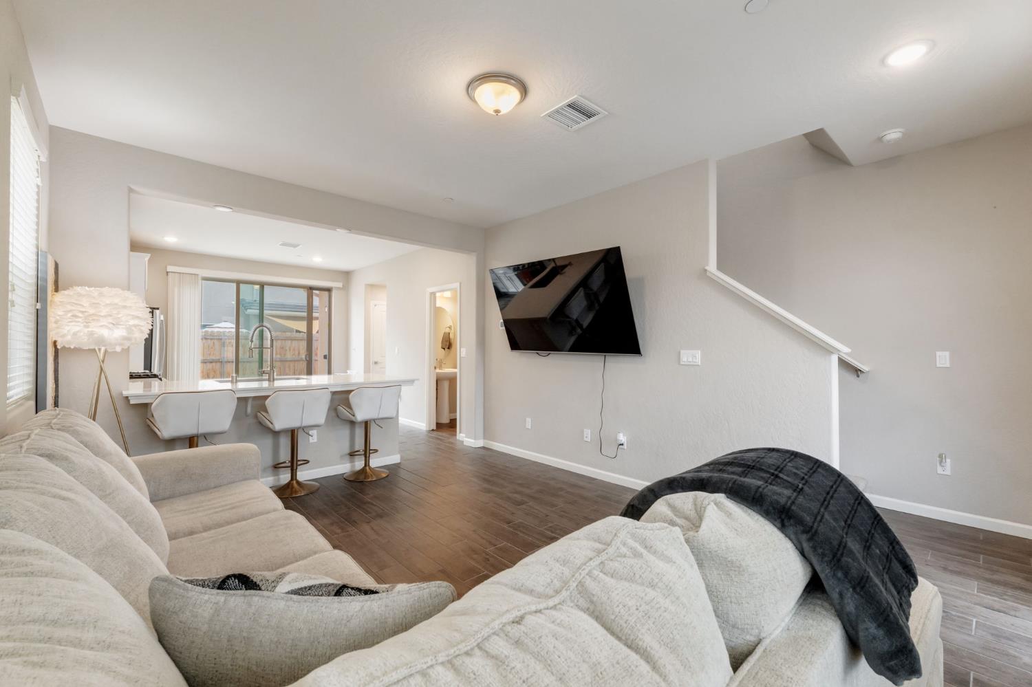 1106 Significant Way W, Madera, CA 93636