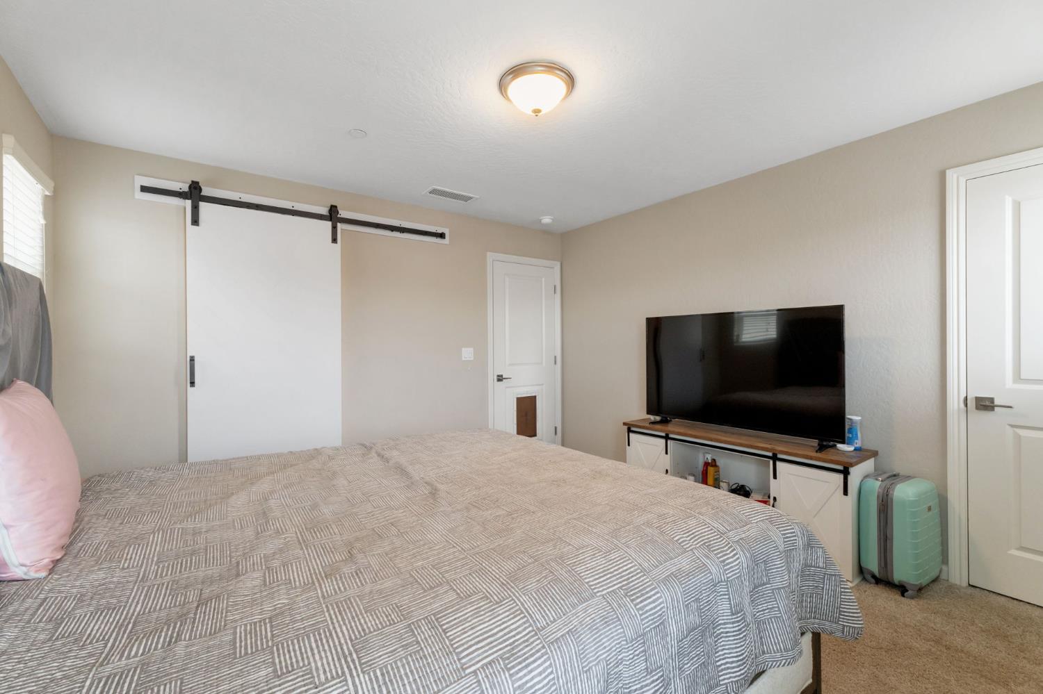 1106 Significant Way W, Madera, CA 93636