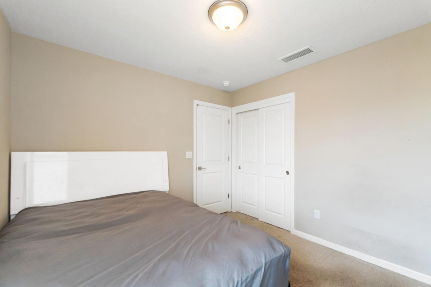 1106 Significant Way W, Madera, CA 93636