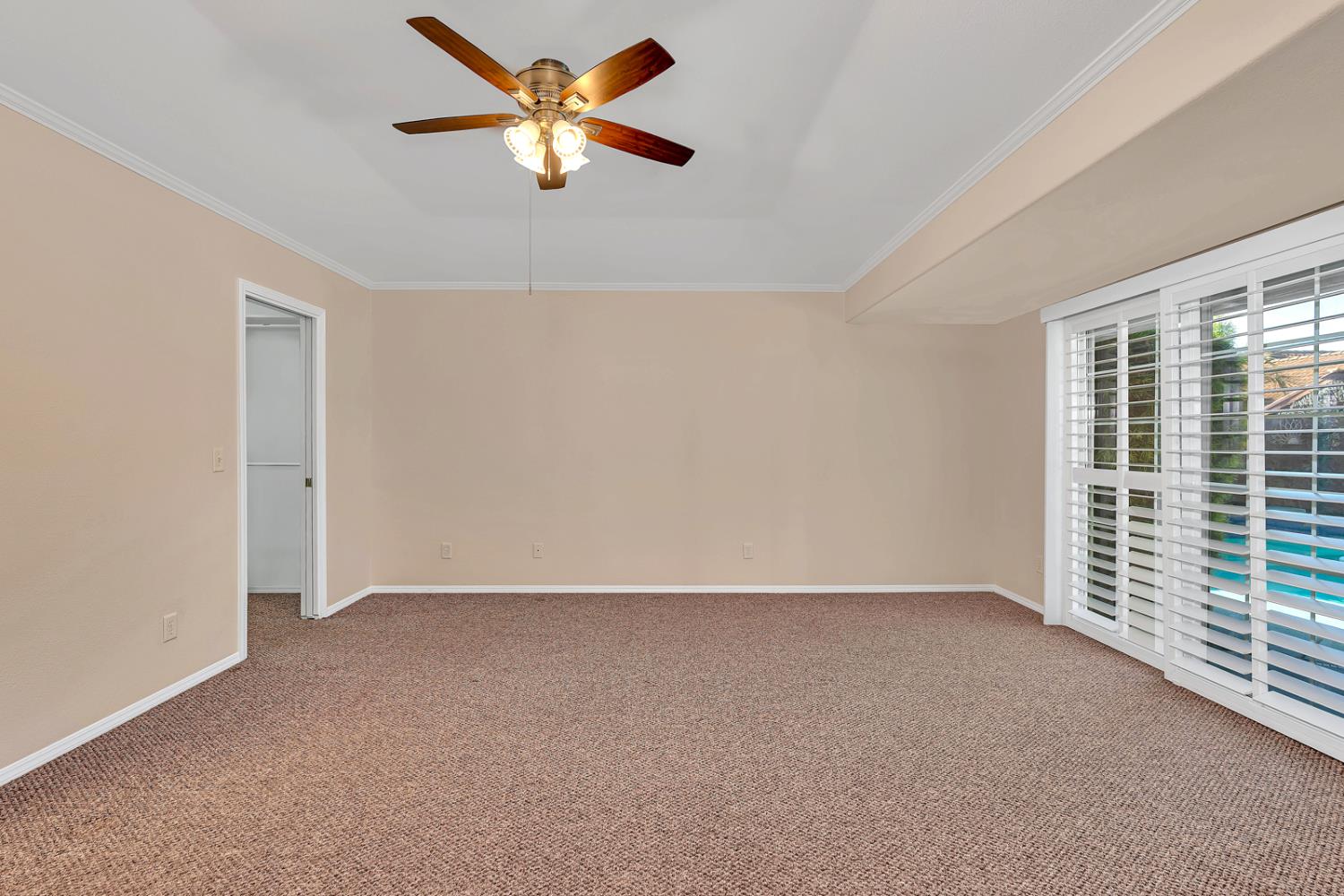 2352 Frederick Way, Madera, CA 93637