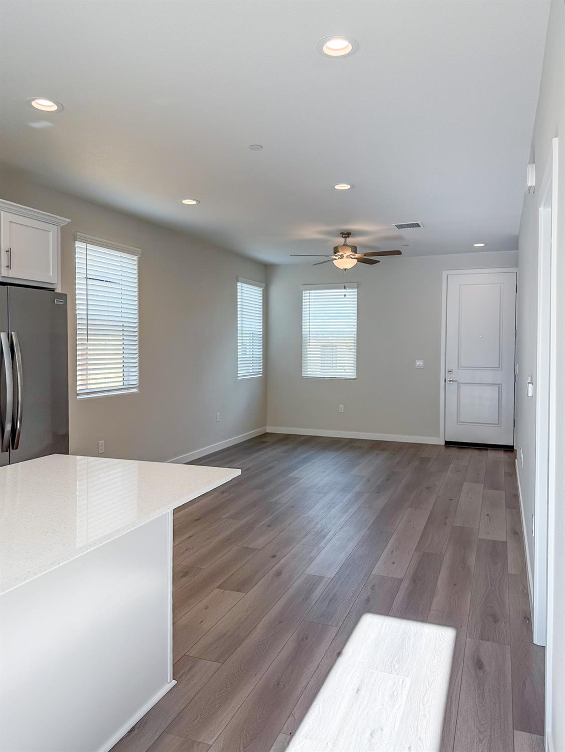 796 Laina Ave, Madera, CA 93636