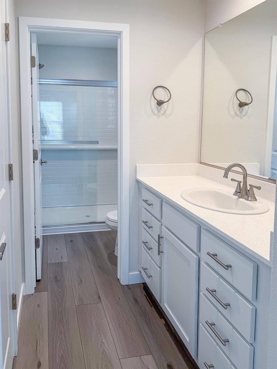 796 Laina Ave, Madera, CA 93636