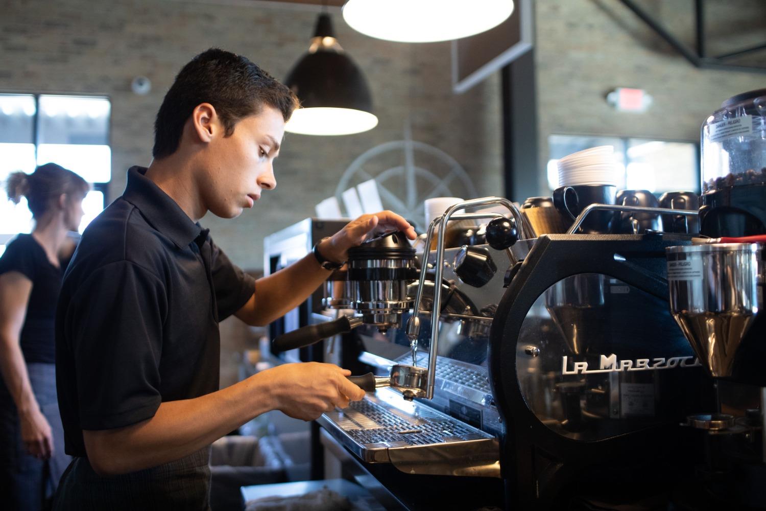 796 Laina Ave, Madera, CA 93636