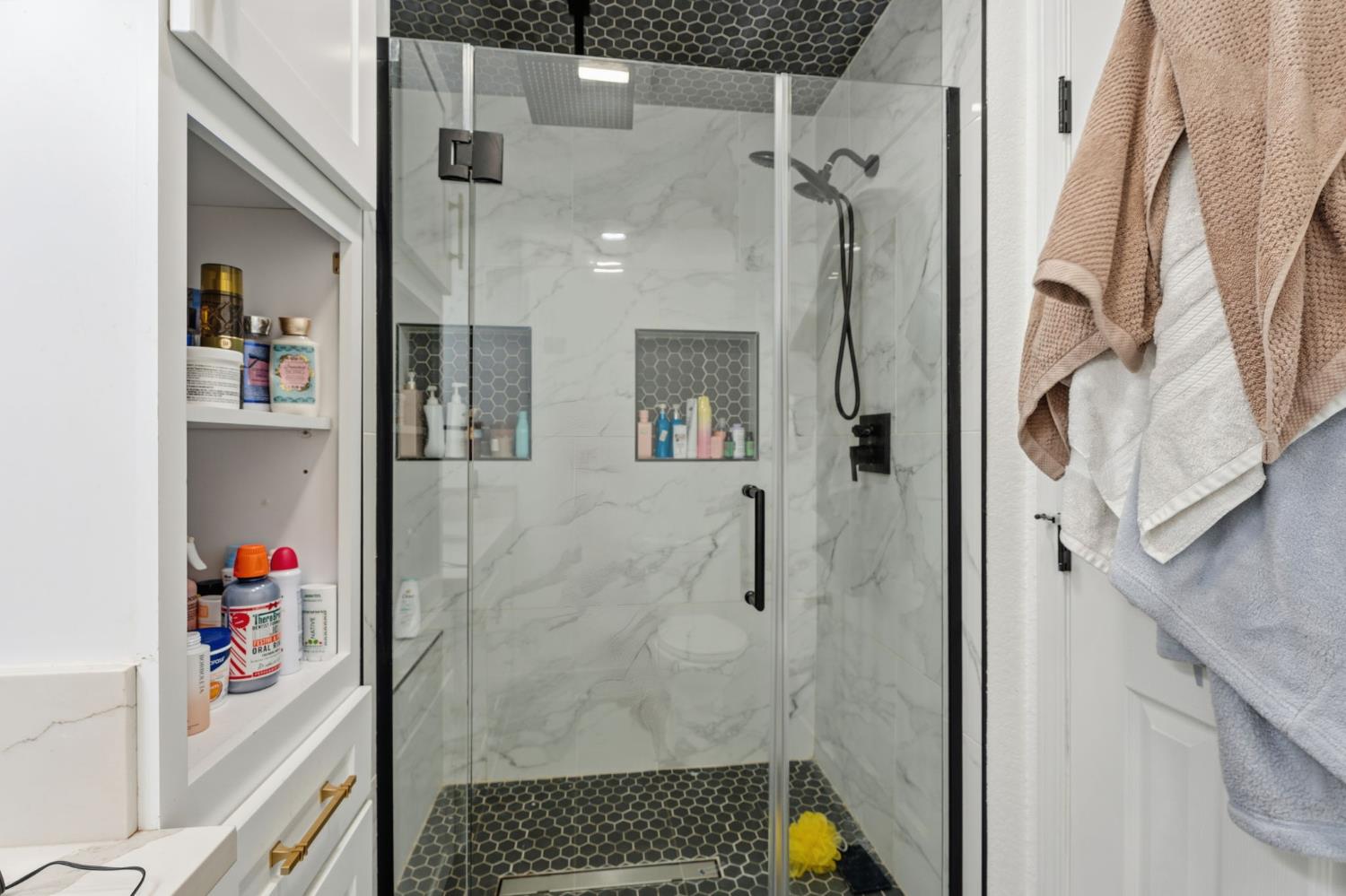 514 Williams Ave, Madera, CA 93637