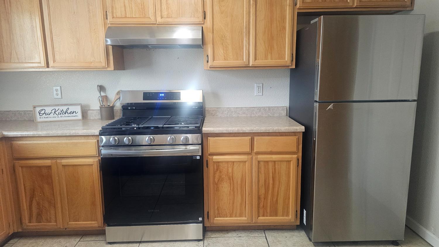 1331 Alicante Way, Madera, CA 93638