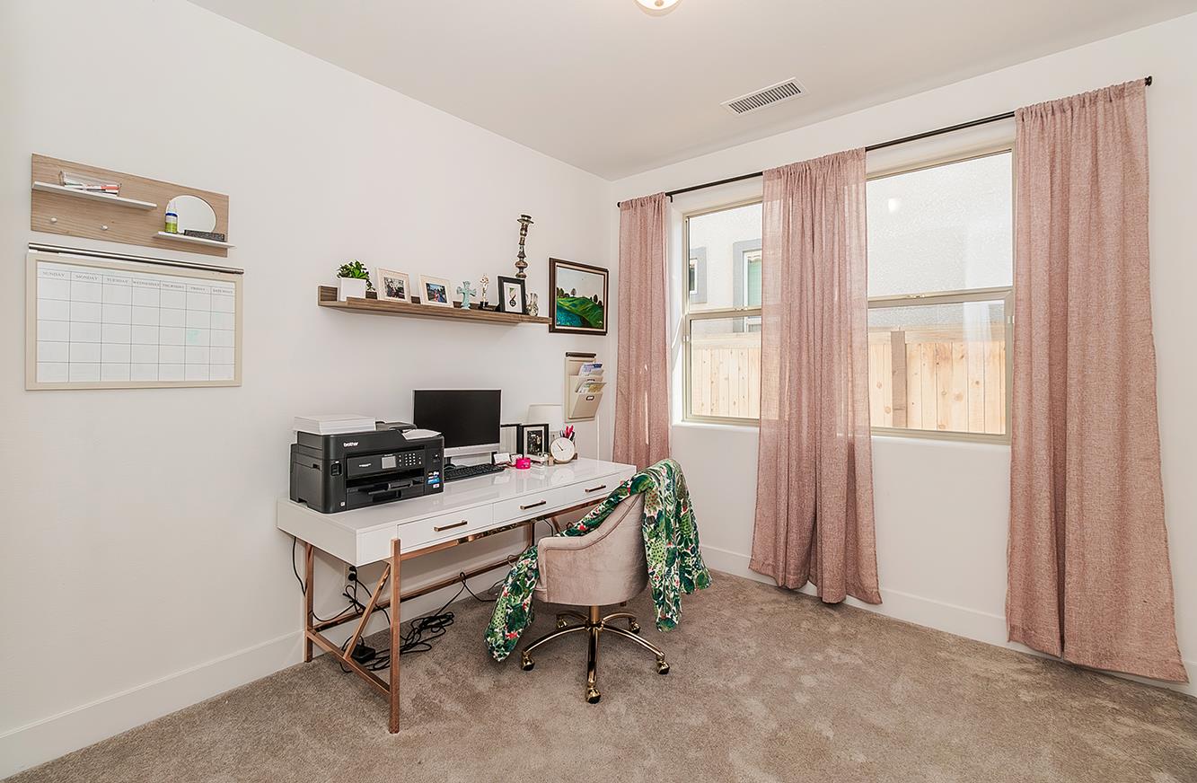 4593 Orchard Hills Rd, Madera, CA 93636