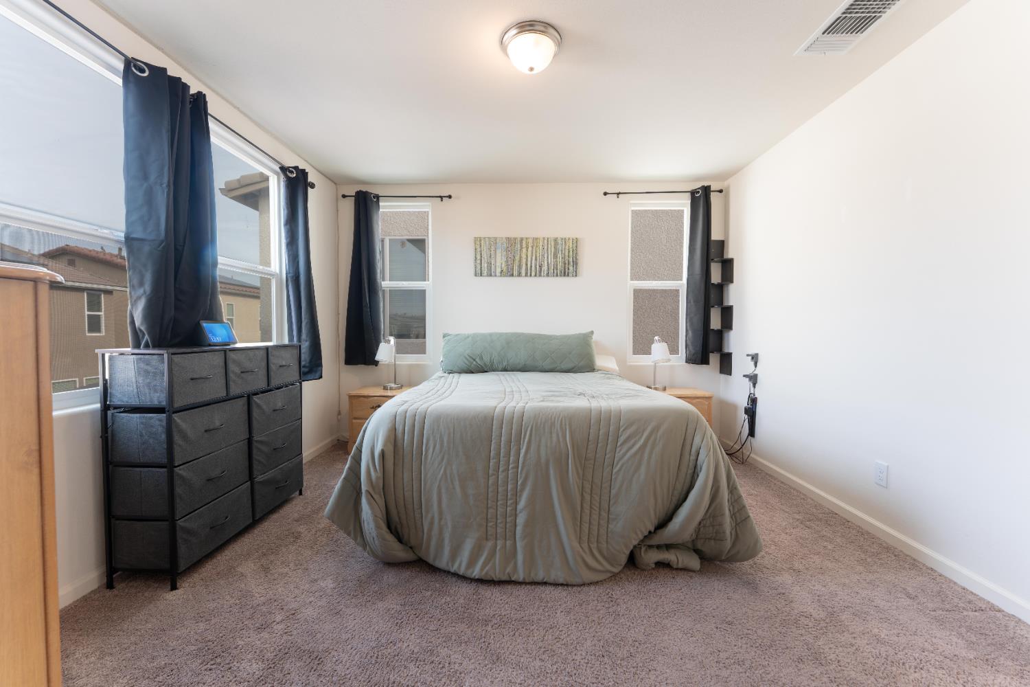 835 Fir St W, Madera, CA 93636