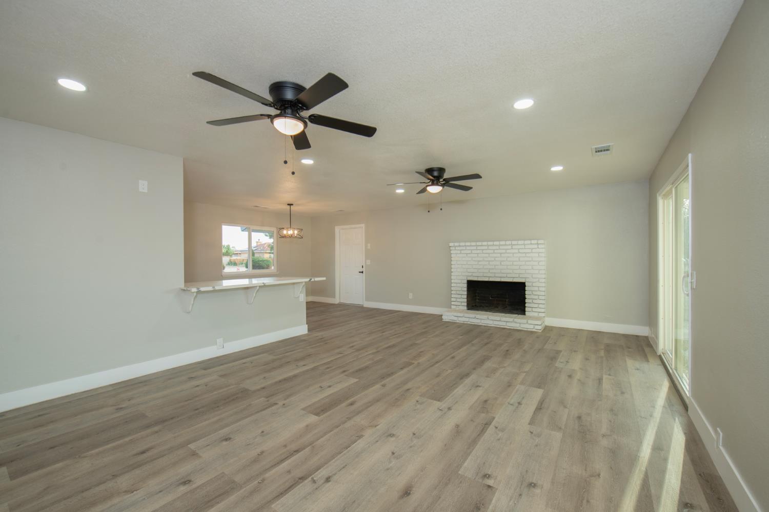 35720 Avenue 13 1/4, Madera, CA 93636