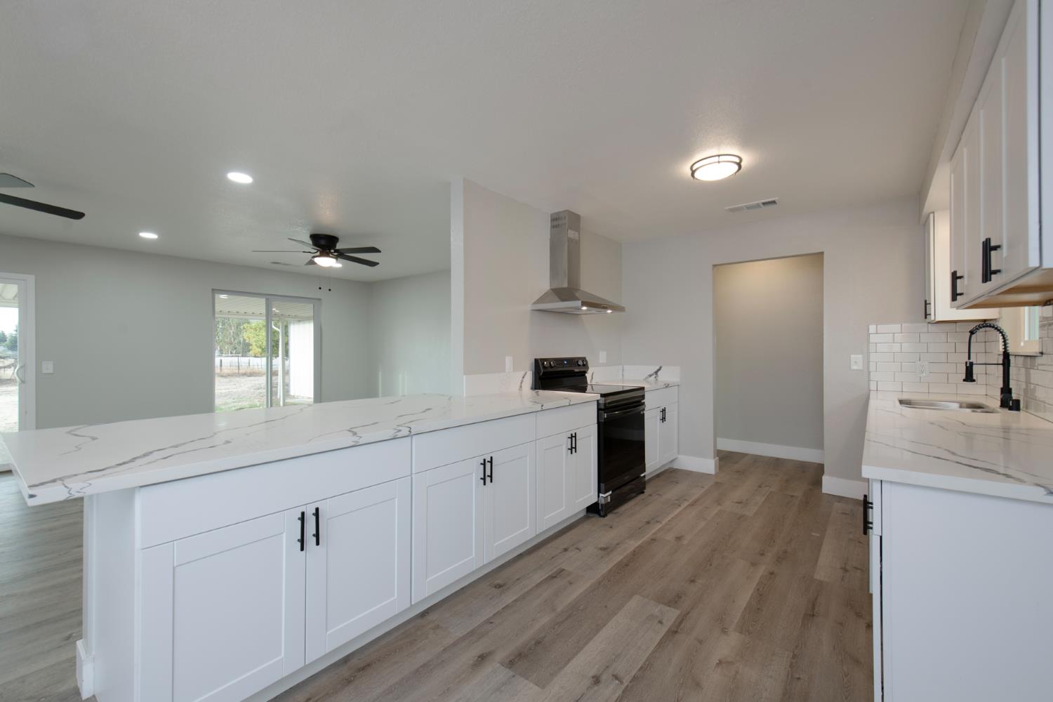 35720 Avenue 13 1/4, Madera, CA 93636