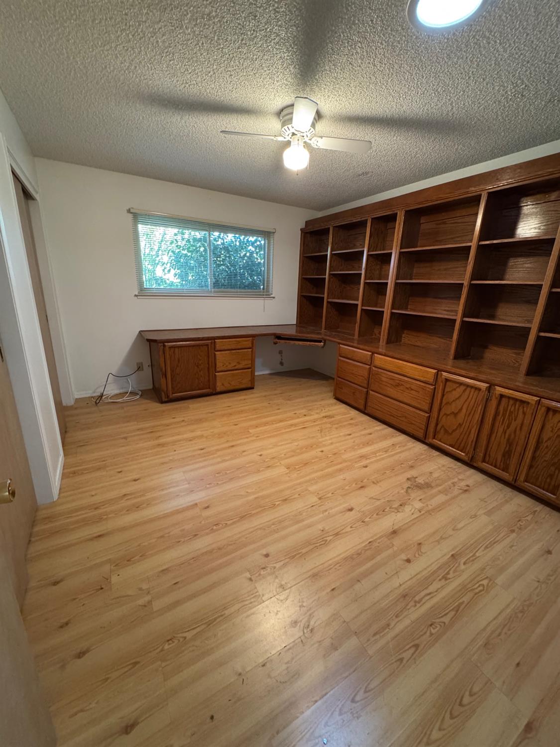 2825 Westgate Dr, Madera, CA 93637