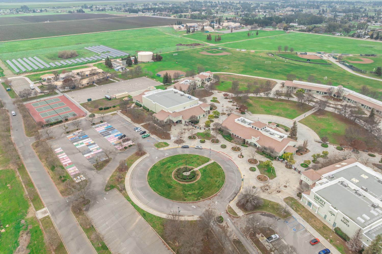 12126 Topper Rd, Madera, CA 93636