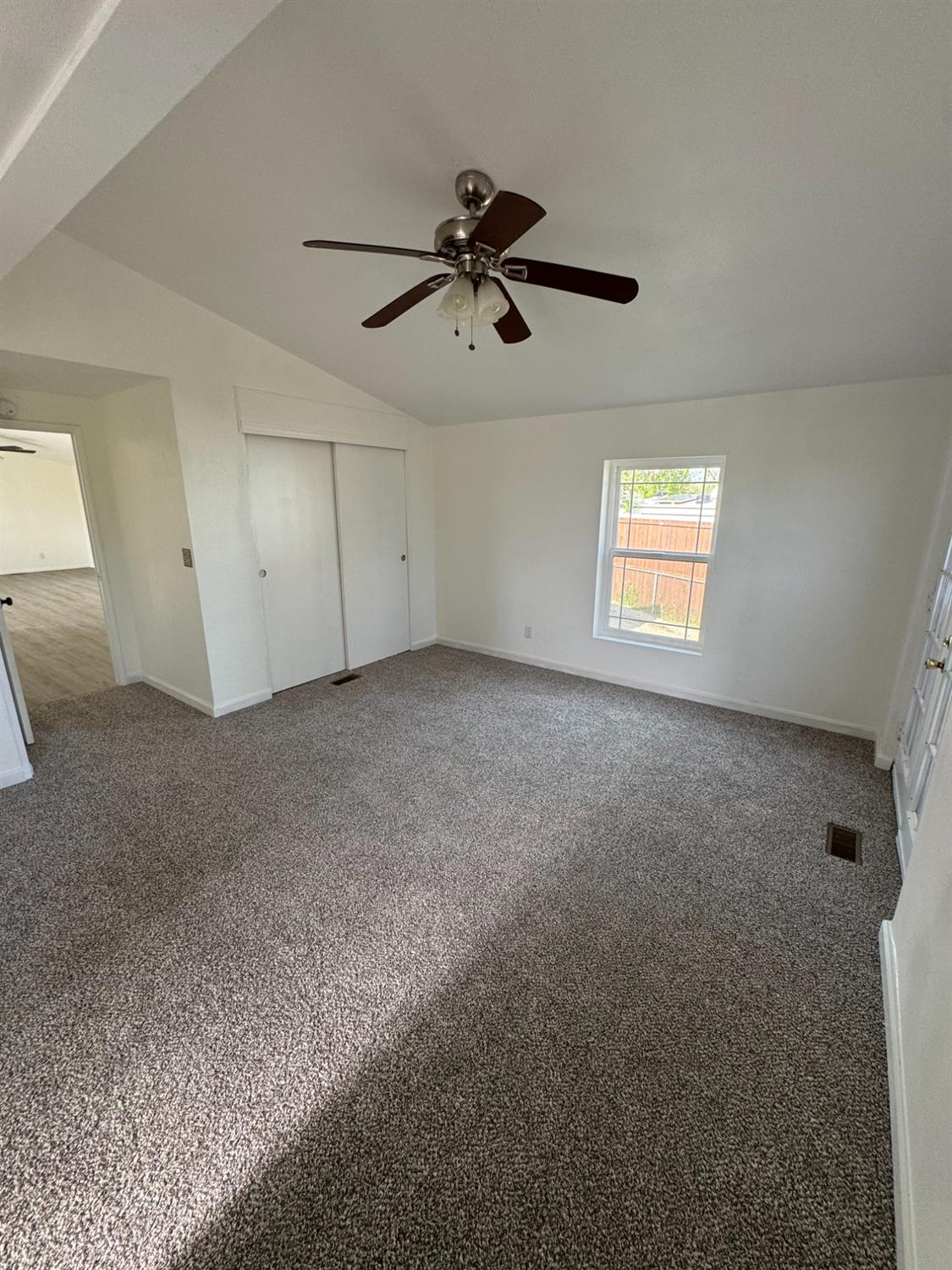 28640 Ward St, Madera, CA 93638