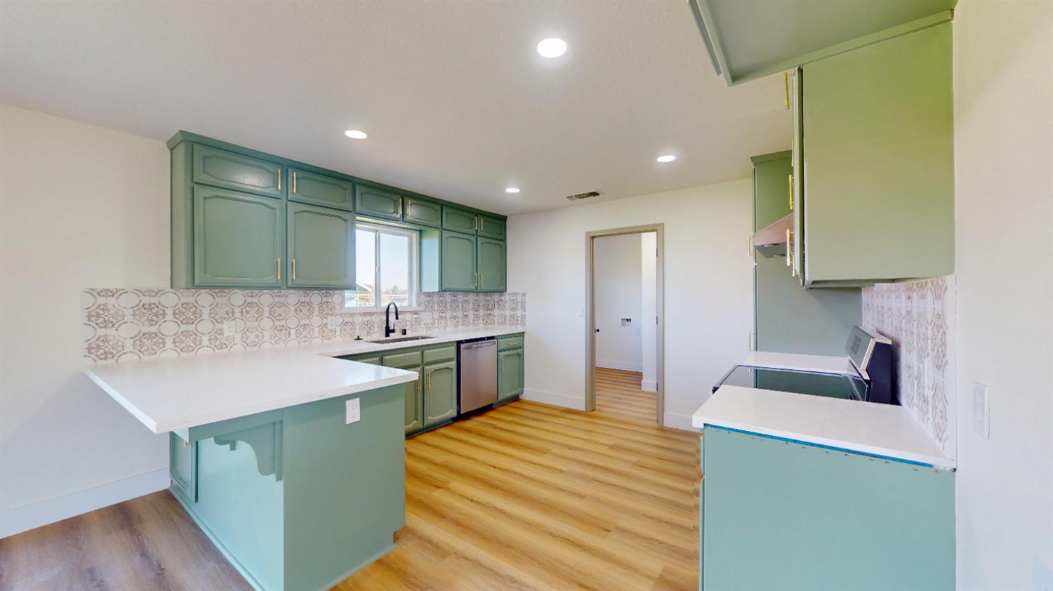 16363 Paula Rd, Madera, CA 93636