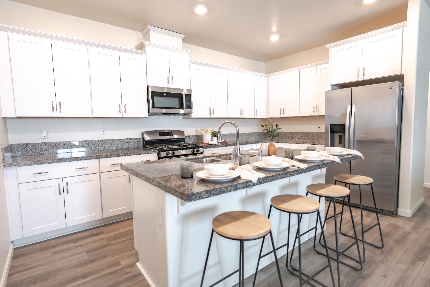 3514 Nile St, Madera, CA 93637