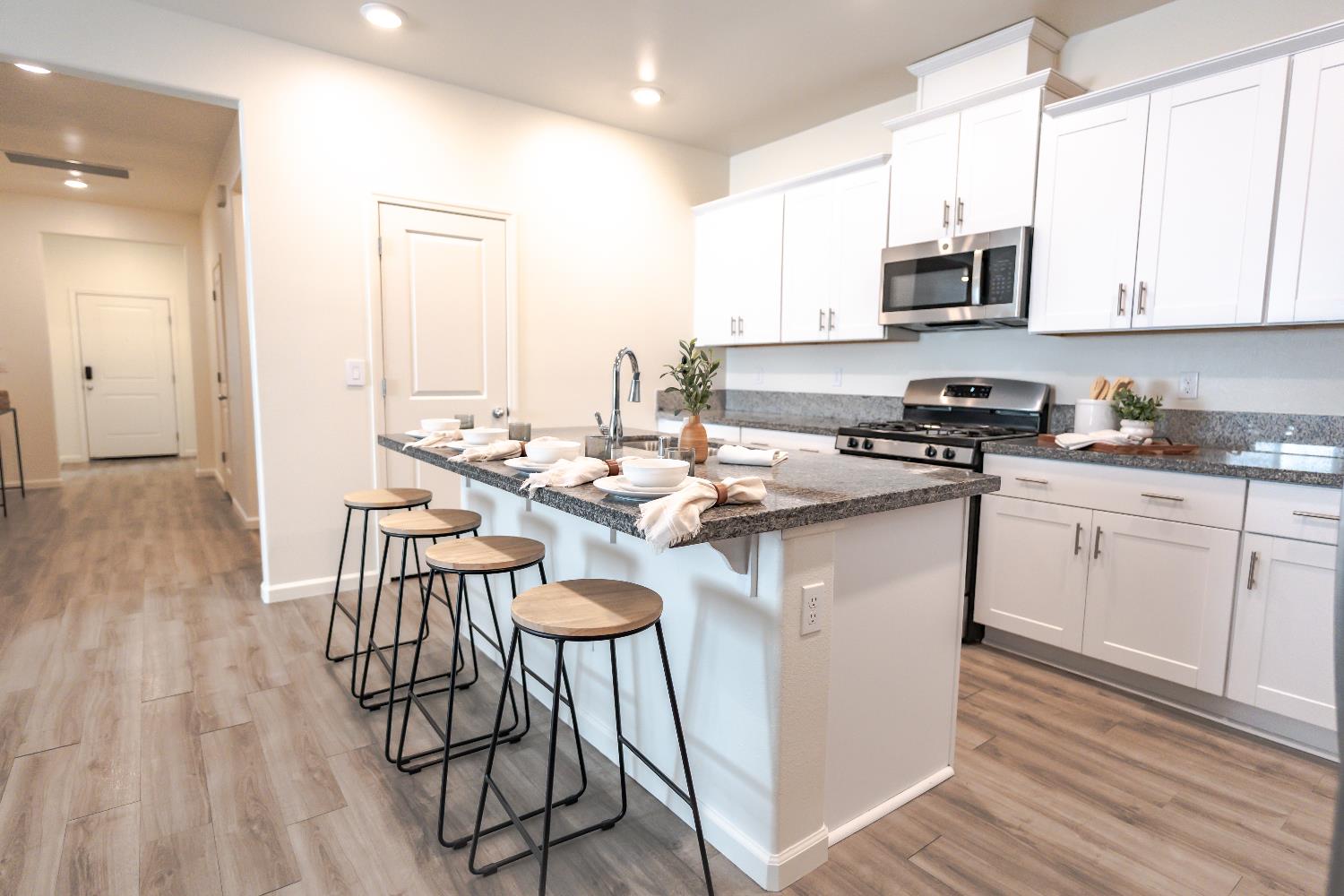 3514 Nile St, Madera, CA 93637